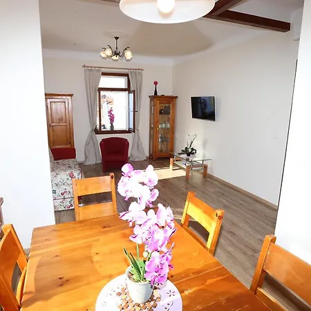 Appartement Allure 4 *
